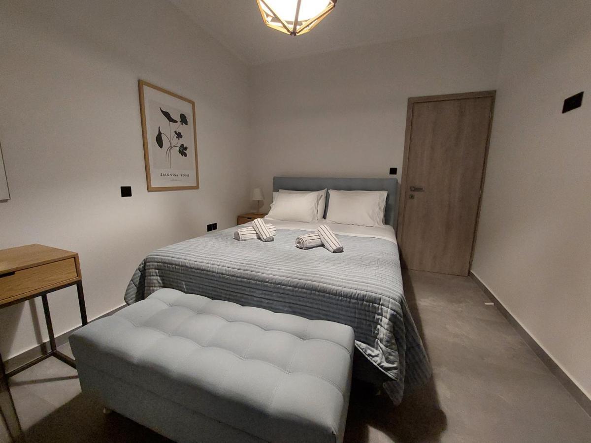 Christellie Luxury Apartment Kiáton 外观 照片