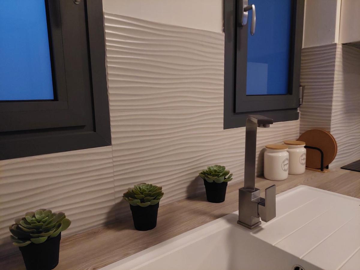 Christellie Luxury Apartment Kiáton 外观 照片