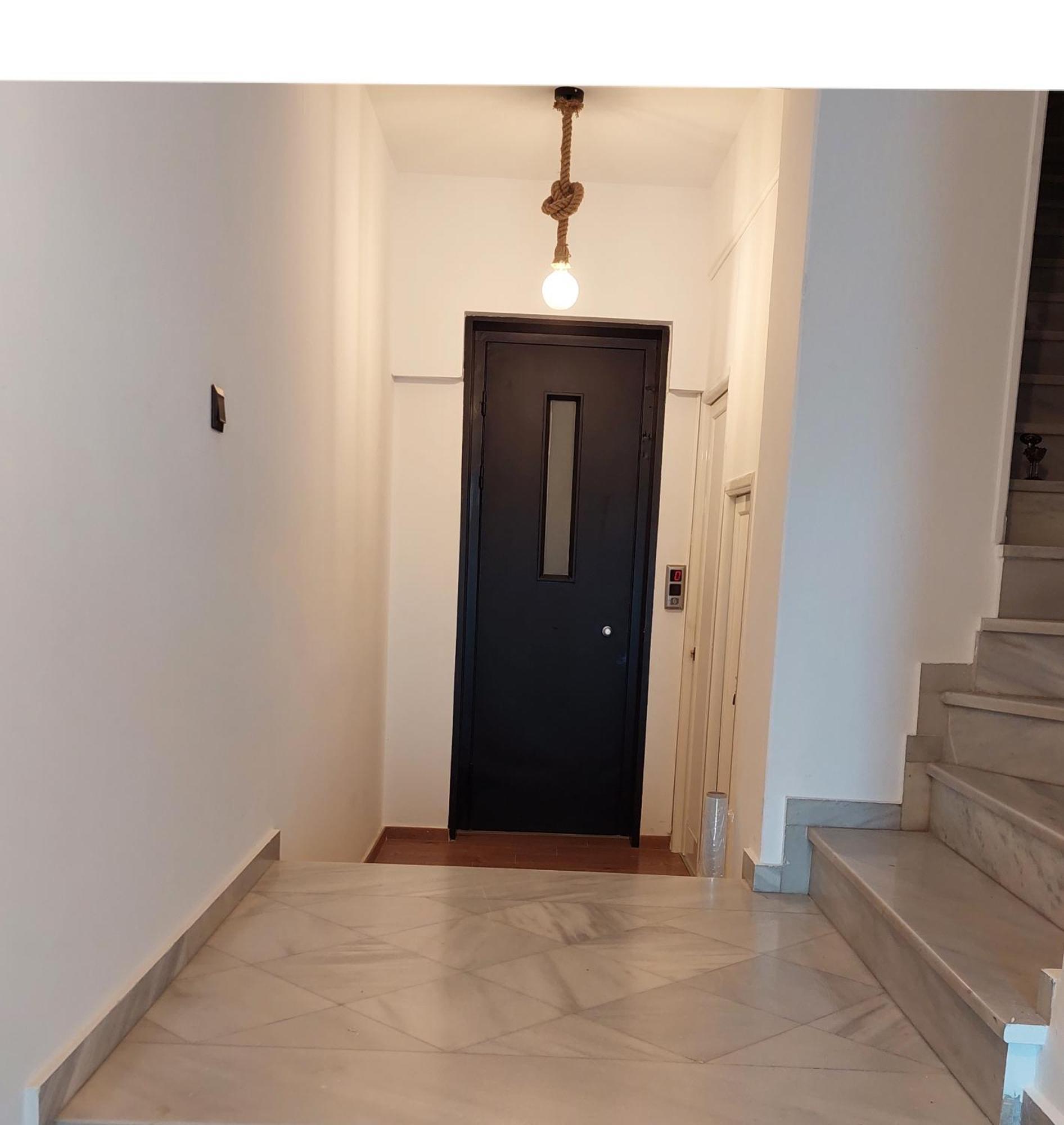Christellie Luxury Apartment Kiáton 外观 照片
