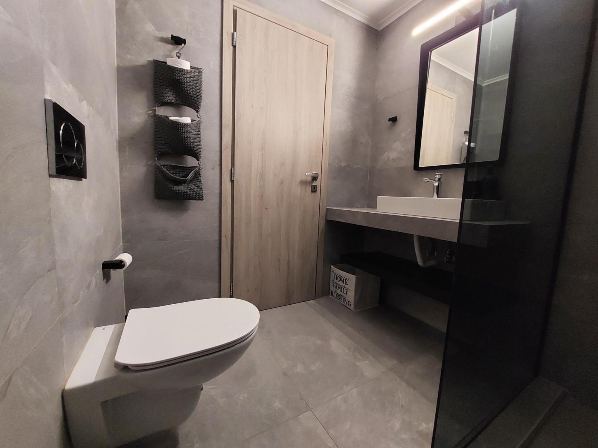 Christellie Luxury Apartment Kiáton 外观 照片