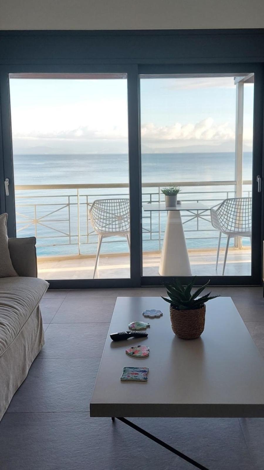 Christellie Luxury Apartment Kiáton 外观 照片